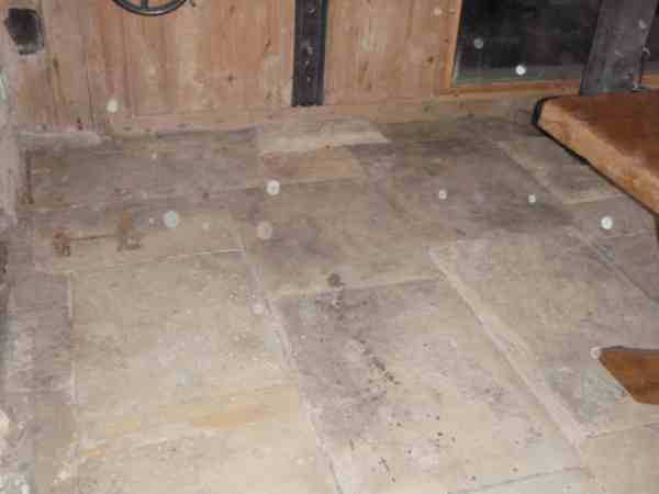 stone cleaning, grit blasting, sand blasting, sandblasting, blast cleaning